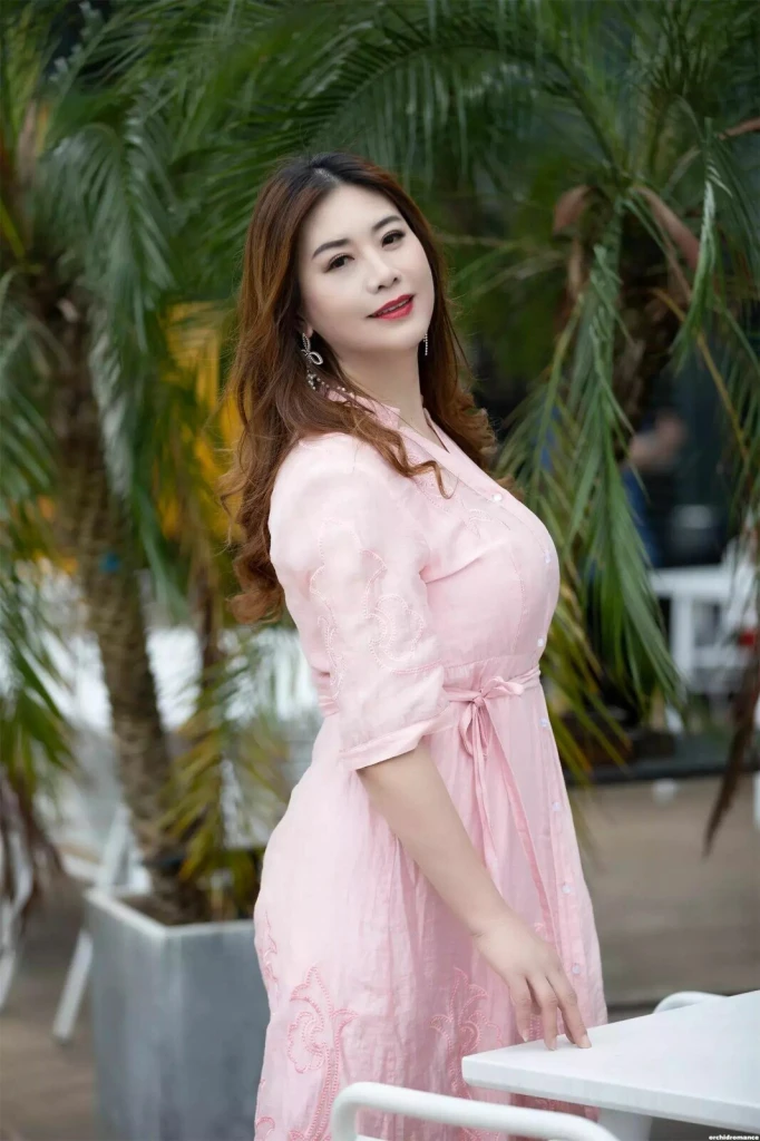 Qingxia Profile image 3