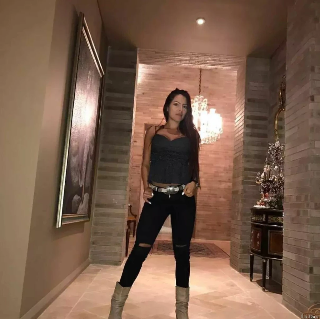 Sara Profile image 1