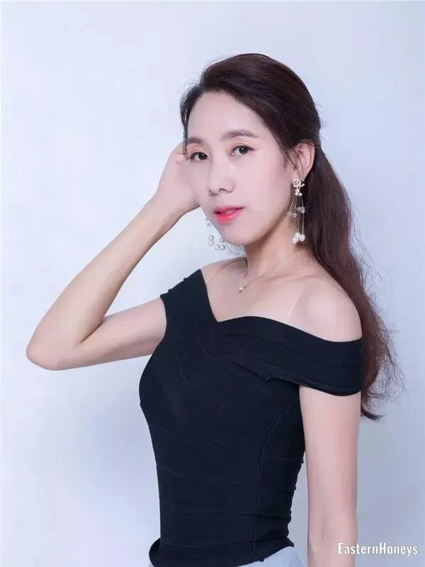 Tong Profile image 4