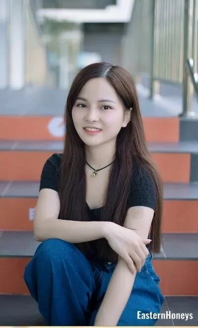Xinyi Profile image 2