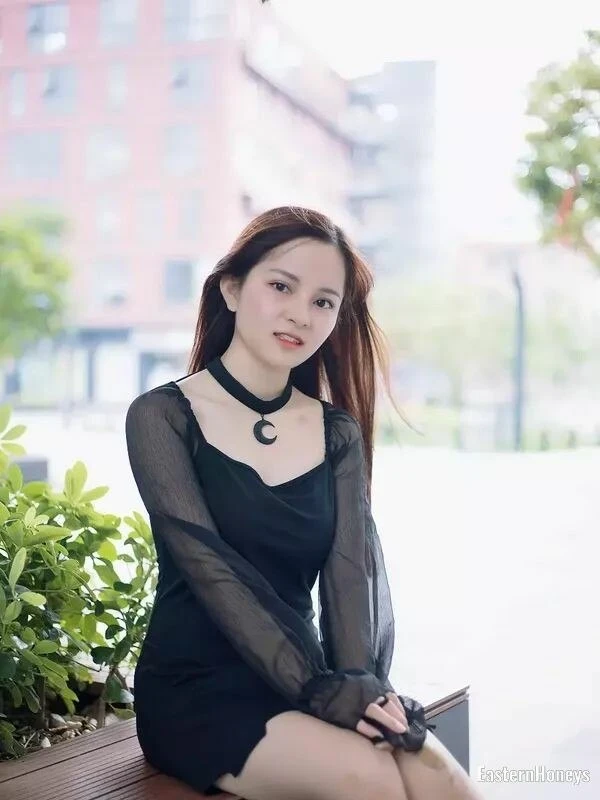 Xinyi Profile image 4