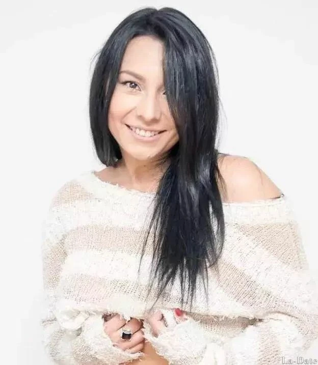 Carmen Profile image 3