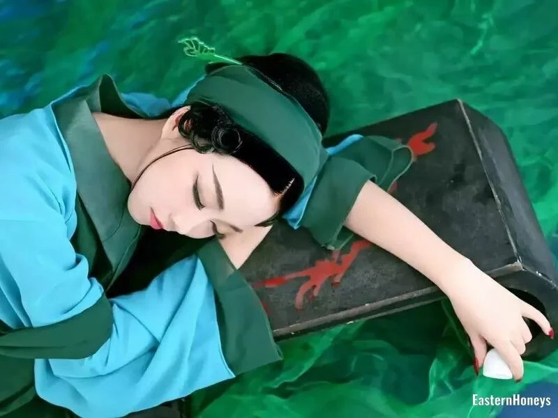 Xiaoqing Profile image 4