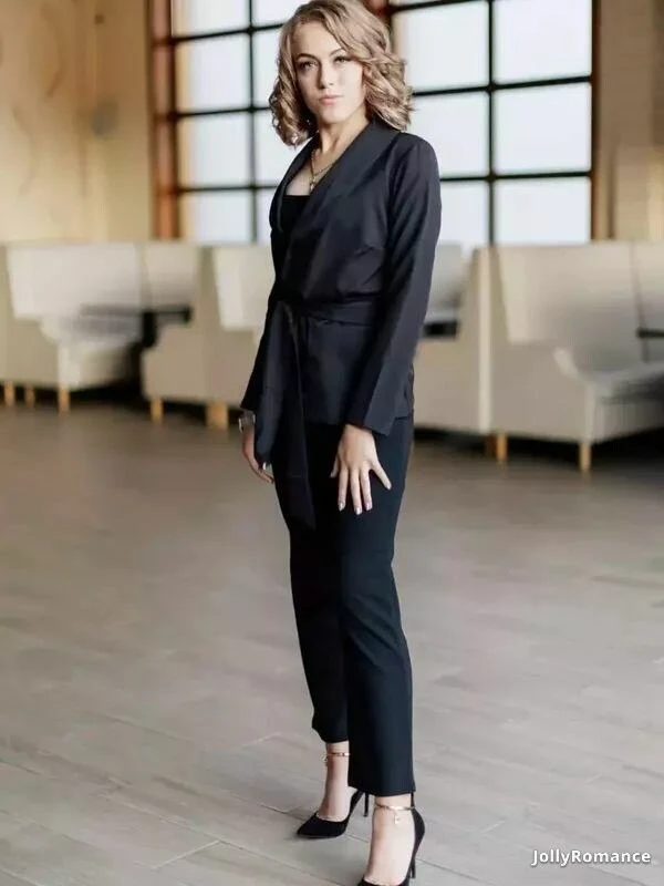 Ekaterina Profile image 2