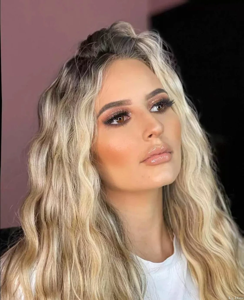 Alexandra Profile image 4