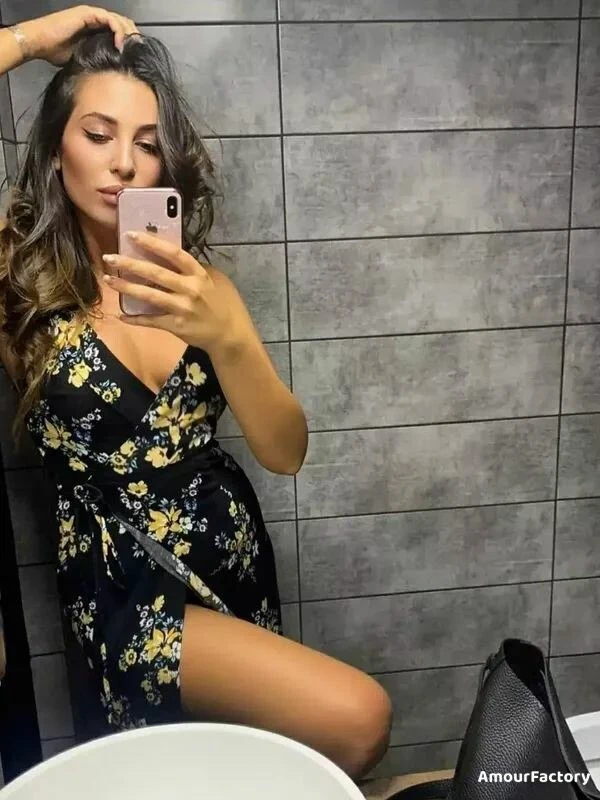 Diana Profile image 1
