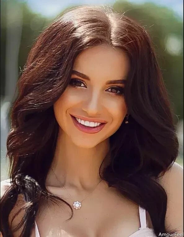 Kristina Profile image 2