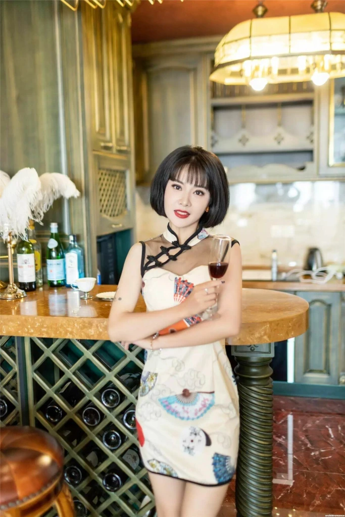 Yanxiu Profile image 1