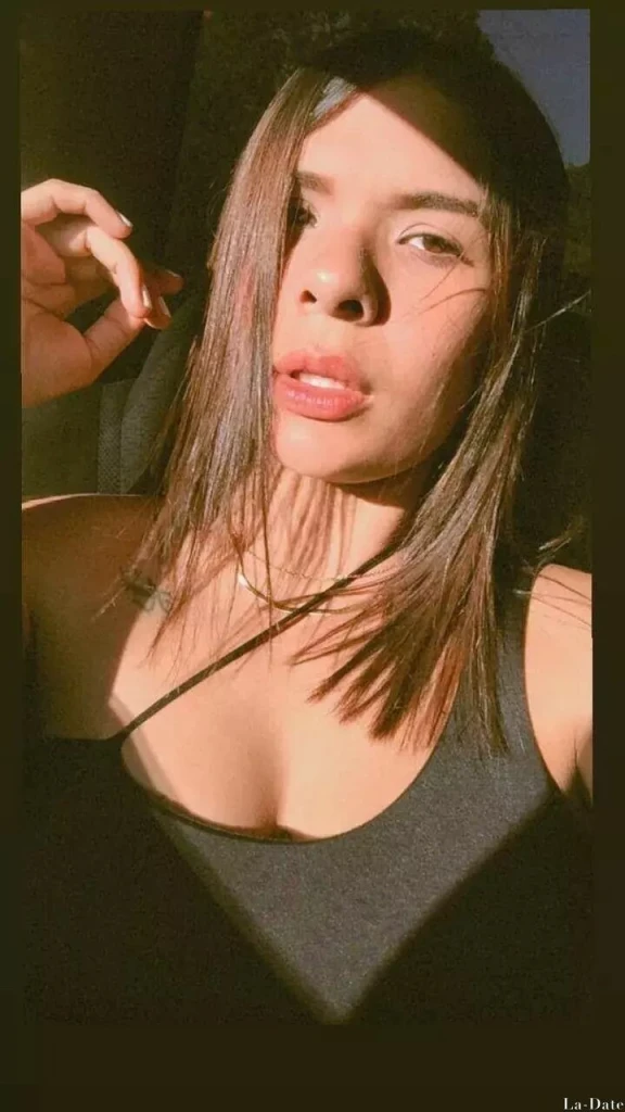 Fabiola Profile image 2