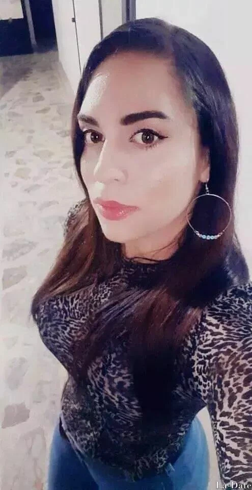 Fernanda Profile image 4