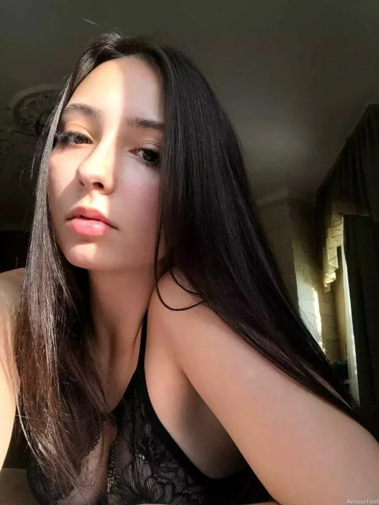Dariia Profile image 2