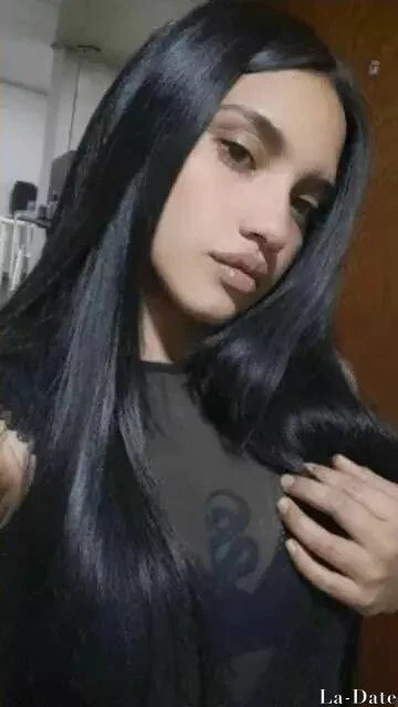 Fabiola Profile image 2