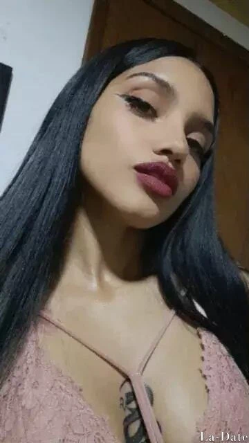 Fabiola Profile image 3